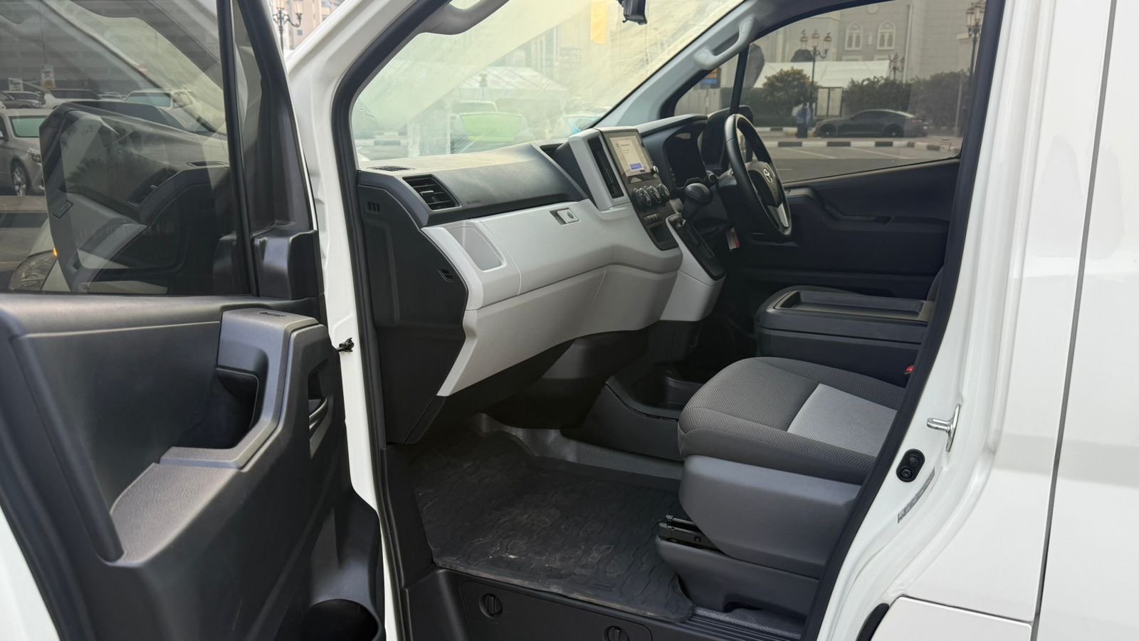 Toyota Hiace 2024 White image